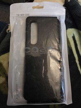 Samsung Galaxy Z Fold 3 Black Leather-Style Phone Case - Unbranded